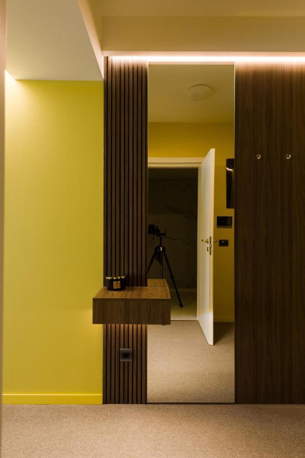 Luxury Sahara Noir Mamaia Nord Apartment Exterior photo